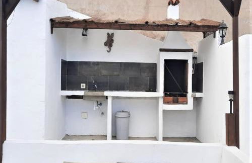 Charming Holiday Home in Arona with Private Heated Pool - Foto 36