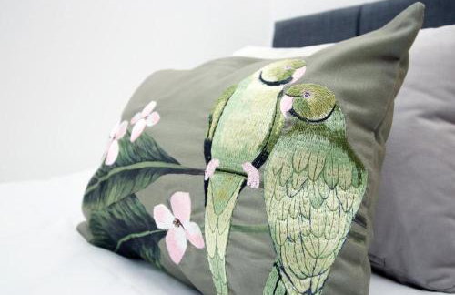 Spacious 2 Bedroom Apartment with Free parking - Foto 17