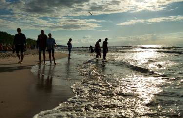Amber Barn - Bursztynowa Stodoła - Noclegi u Loni - w zacisznym centrum nad morzem z parkingiem - Foto 59