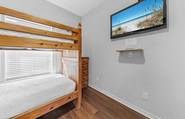 The Spyglass a 5 bed 3 bath house that sleeps 14 and just 67 steps from the beach - Foto 31