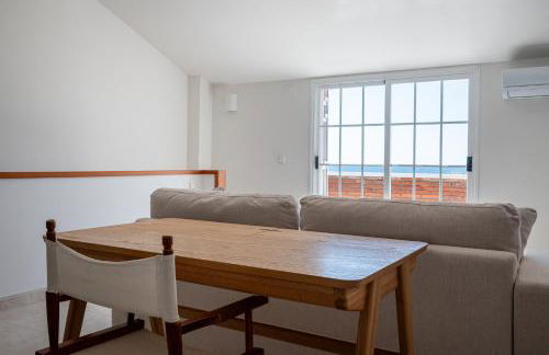 AT148 Frente la playa, jardín privado, vistas mar - Foto 38