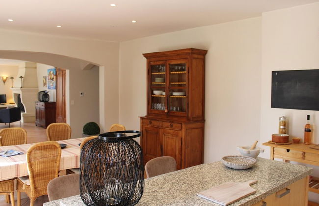 French Bastide, Located in an Olive Grove - Photo 27