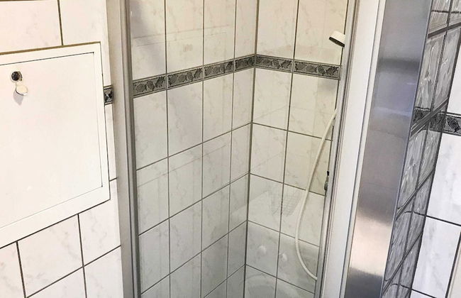 8 Person Holiday Home in Skulestadmo - Foto 7