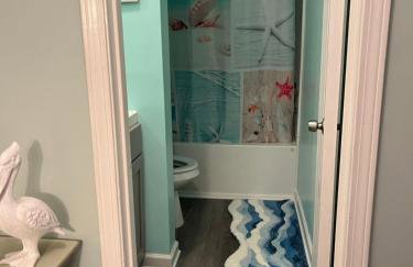 Beach access close to Walmart, Bowling,skating and Game room - Photo 39