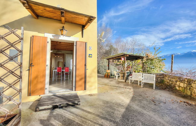 Faby House On Hilly Area And Lake View - Foto 29