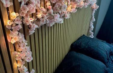 Sakura Suite - Jacuzzi and Cinema - Foto 5