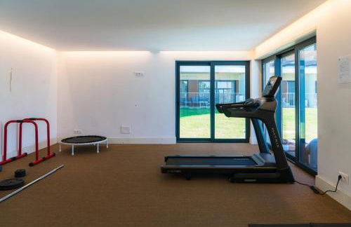 Studio w/ Balcony, Pool & Gym | Antas by Host Wise - Foto 32