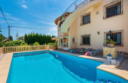 Villa Cruz - PlusHolidays - Photo 4