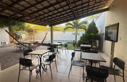 Espaçosa casa com Piscina para até 15 hóspedes - Foto 10