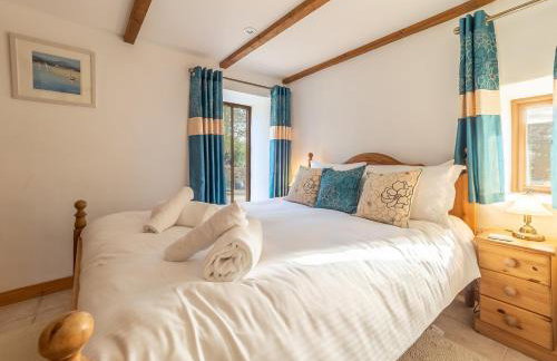 The Threshing Barn - Photo 13