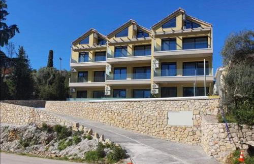 EXOTIC LUXURY APARTMENT - Photo 14