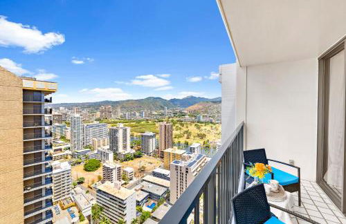 36Fl with Ocean View, Mins to Waikiki Beach, Parking - Foto 50