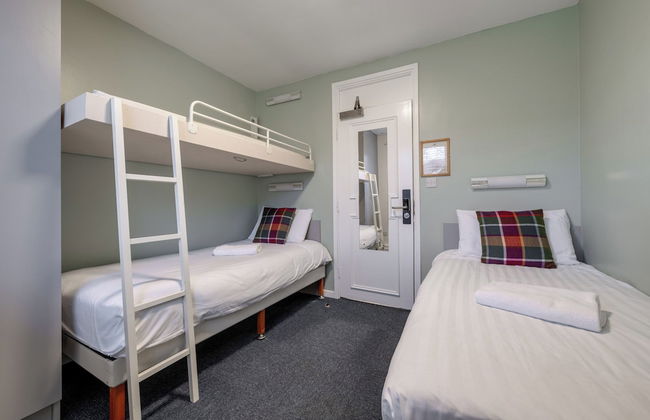 Stableside at York Racecourse - Photo 13