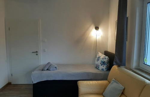 Am Bahnhof - Foto 60