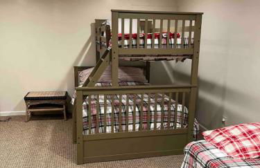 Lakeside Getaway includes Hot Tub pet friendly - Foto 44