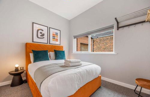 Ropewalks Retreat IV Sleeping 6 Guests with Parking and Balcony - Photo 2