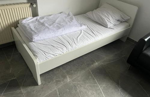 Benk 24H Apartment Nr 1 Perfekt für bis zu 6 Personen - Foto 13