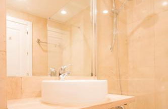 Puerta de Atocha - Acogedor estudio para 4 con piscina - Photo 8