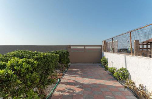 Aelia Seafront 2 Bdr Villa by Hospi Living - Foto 61