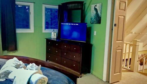 Chalet Gallery - Enjoy Two Units with this Chalet in the Heart of Alyeska - Walk almost anywhere! - Foto 3