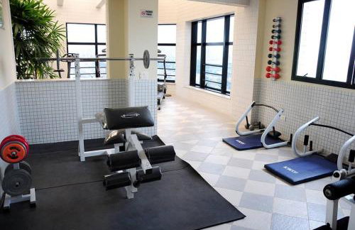 Flat ótima localização com vaga - Foto 9