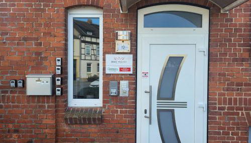 Große Wohnung im EG mit 2xAC - Foto 3