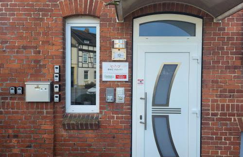 Große Wohnung im EG mit 2xAC - Photo 3