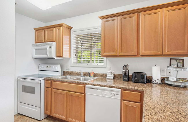 Retreat at Par Lane - Family Friendly Condo - Photo 8