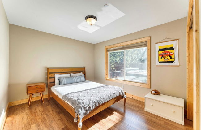 Washoe Chalet by Avantstay Game Room, Hot Tub, Putting Green & Fire Pit - Foto 29