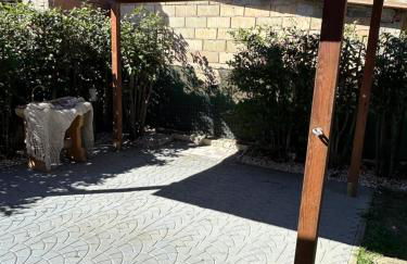 La casa dei piloti, intero alloggio con giardino privato, 2 camere da letto e 2 bagni - Foto 3