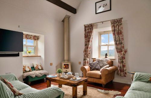 Finest Retreats - Moelis Granary - Luxury Cottage with Hot Tub - Photo 5