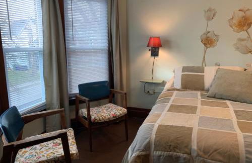 Red Brick Inn - Walk to the Falls, the Casino and all Downtown Restaurants - Photo 19