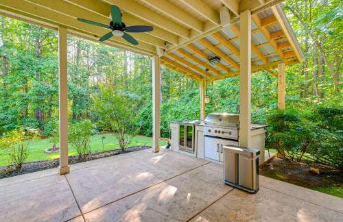 Hike and Explore! Luxe Retreat Near Lake Norman - Foto 24