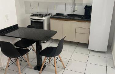 Apartamento com piscina - Foto 13