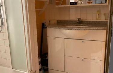 Grand T2 Côte de granit rose plages et commerces à proximité - Foto 10