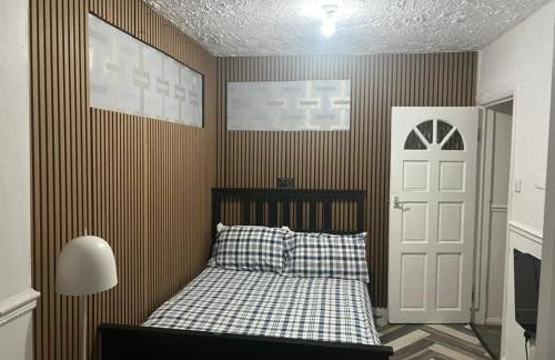 Femros Apartments, 15mins to city center. - Foto 44