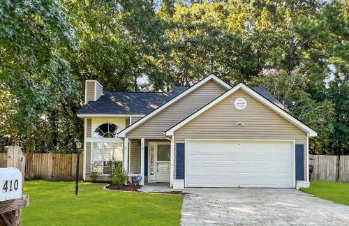 The Paramour comfy home with ground floor bedroom and fenced in yard - Foto 16