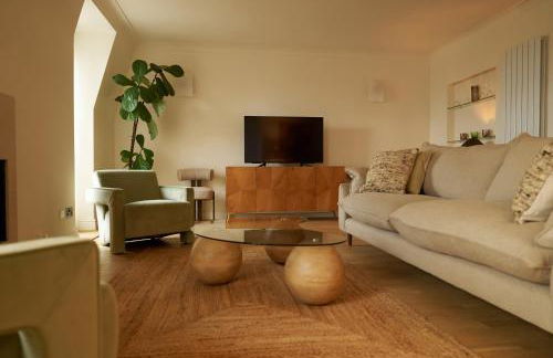 Europa House Apartments - Photo 19