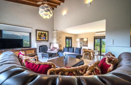 Villa Florentina at Chania Suburbs With Private Pool and BBQ - Photo 42