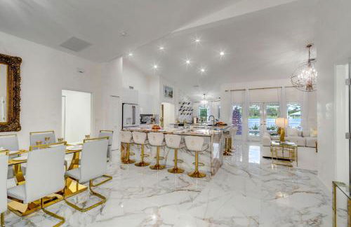 Stunning House with Beautiful Lake View - Foto 33