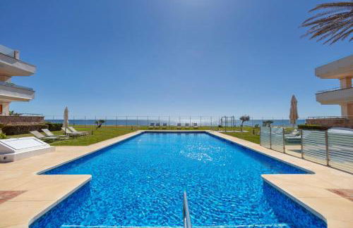 Luxury Beachfront Penthouse Marbella - heated pool & seaviews - Photo 1