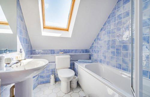 Pebble Paradise Beachfront Family Getaway - Foto 24