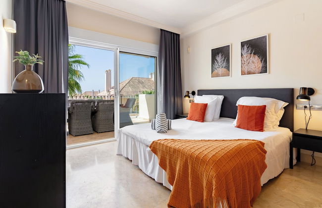 Aloha Hill Club LLuxury 5 Star Golf Resort Near Puerto Banus and Marbella - Photo 43