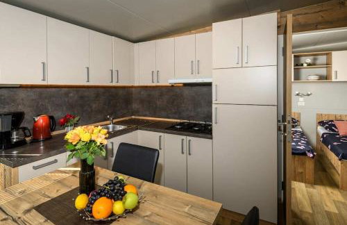 Cozy and Chic Little House with pool Ivinj - 4 - Foto 15