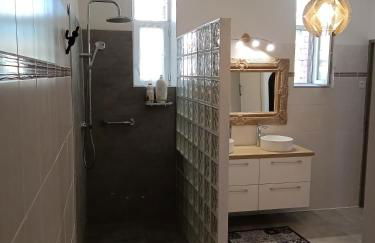 La camarguaise 11Bis rue du jeu de mail salin de Giraud - Foto 2