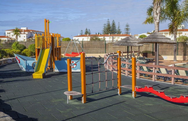 B27 - Luzbay 2 Bed Apartment - Foto 45