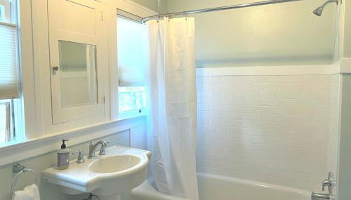 Bush Park & Downtown Charmer in Salem's Best Location - Foto 2