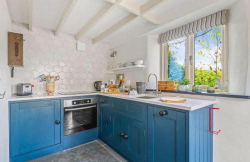 Luxury self-contained cottage for two with hot tub - Foto 15