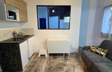 Apt Charmant, Proche Gare et Centre Historique - Climatisation et WiFi - Foto 1