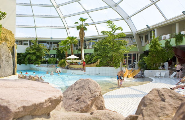 2 bedroom House in Koksijde with swimming pool and garden - Photo 11